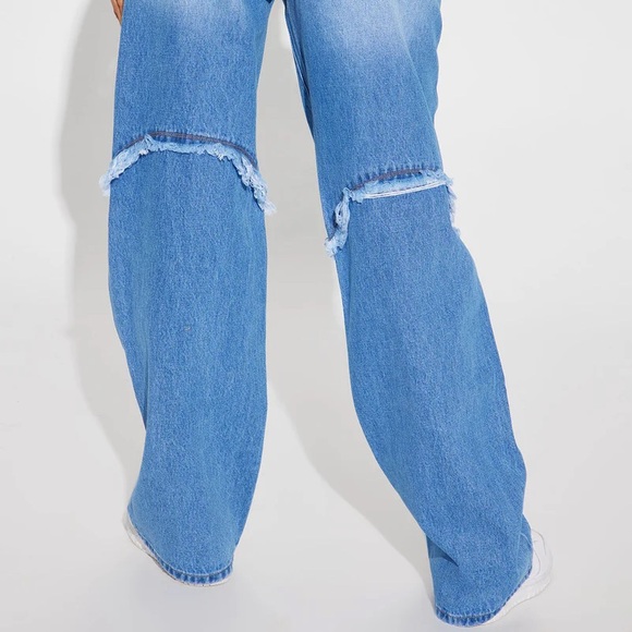 Fashion Nova Say Something Loose Jean - Medium Wash Size 15 Women’s - Picture 2 of 6
